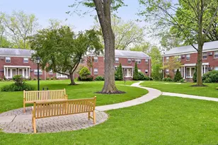 29 Lakeview Ave A, Leonia, NJ 07605 - Photo 1