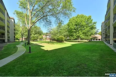 521 Piermont Avenue 417A #417A, River Vale Township, NJ 07675 - Photo 18
