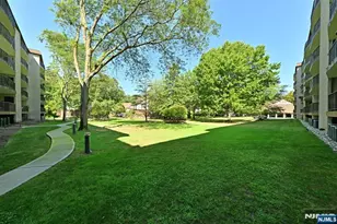 521 Piermont Ave 417A, River Vale Township, NJ 07675 - Photo 18