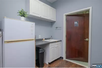 230 Market Street 3 #3, Elmwood Park, NJ 07407 - Photo 8