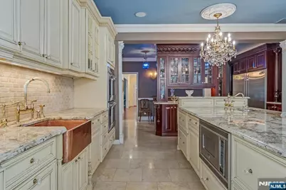 294 Oakwood Road, Englewood, NJ 07631 - Photo 18