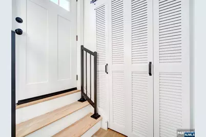 231 Clinton Avenue 2 #2, Jersey City, NJ 07304 - Photo 22