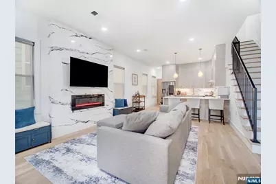 231 Clinton Avenue 2 #2, Jersey City, NJ 07304 - Photo 6