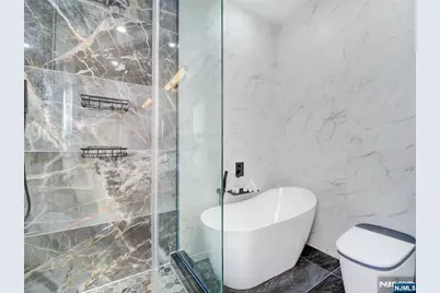 231 Clinton Avenue 2 #2, Jersey City, NJ 07304 - Photo 18