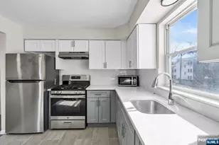 822 19th St, Newark, NJ 07108 - Photo 2