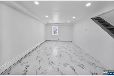 600 Studio Road, Ridgefield, NJ 07657 - Photo 20