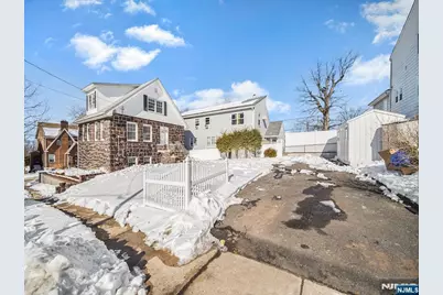 600 Studio Road, Ridgefield, NJ 07657 - Photo 2