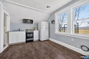 134 Dewey, Newark, NJ 07112 - Photo 20