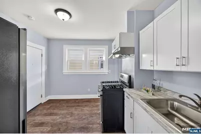 134 Dewey, Newark, NJ 07112 - Photo 12