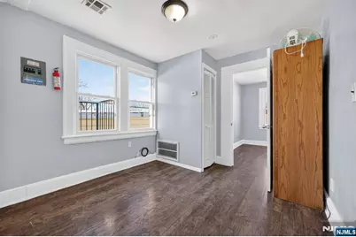 134 Dewey, Newark, NJ 07112 - Photo 22