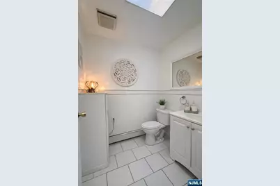 8-10 Alyea Street, Newark, NJ 07105 - Photo 2