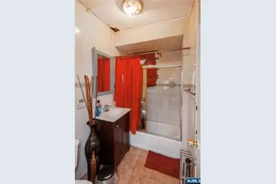 148 Barclay Street, Paterson, NJ 07503 - Photo 6