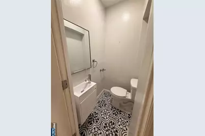 262 Undercliff Avenue 1 #1, Edgewater, NJ 07020 - Photo 6