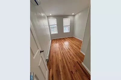 262 Undercliff Avenue 1 #1, Edgewater, NJ 07020 - Photo 16