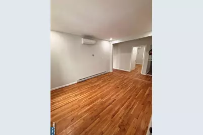 262 Undercliff Avenue 1 #1, Edgewater, NJ 07020 - Photo 4