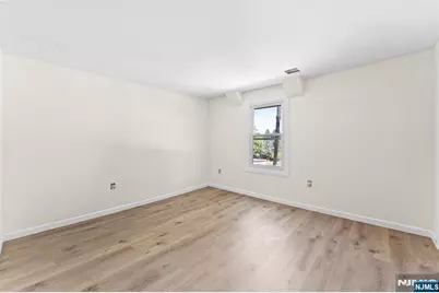 585 McChesney Street, Orange, NJ 07050 - Photo 22