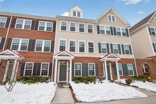 81 Landmark Ln, Fair Lawn, NJ 07410 - Photo 2