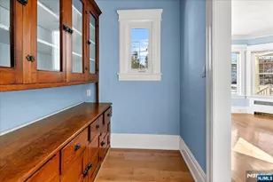 258 Clinton Pl, Hackensack, NJ 07601 - Photo 8