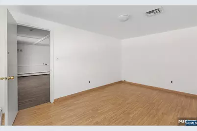 361 54th Street 1 #1, Elmwood Park, NJ 07407 - Photo 28