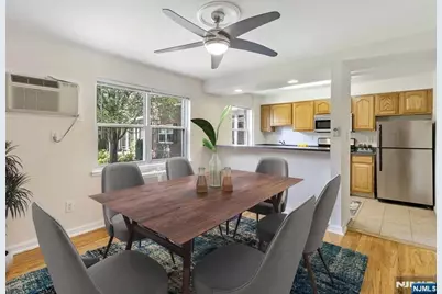 72 Lakeview Avenue B #B, Leonia, NJ 07605 - Photo 8