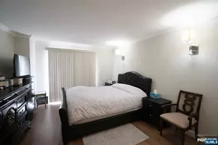 502 Chase Ct V502, Edgewater, NJ 07020 - Photo 4