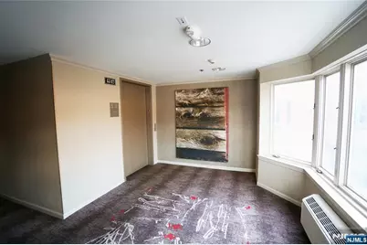 502 Chase Court V502 #V502, Edgewater, NJ 07020 - Photo 2