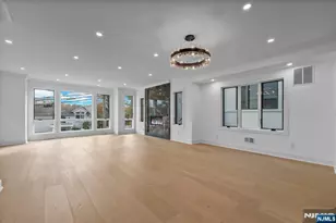 2189 Jones Rd, Fort Lee, NJ 07024 - Photo 10