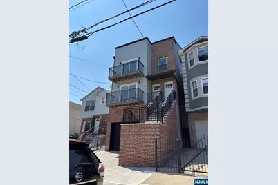 715 17th Street, Newark, NJ 07103 - Photo 1