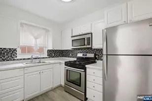 475 Colonial Terrace 5, Hackensack, NJ 07601 - Photo 10