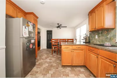 332 Macarthur Avenue, Garfield, NJ 07026 - Photo 4