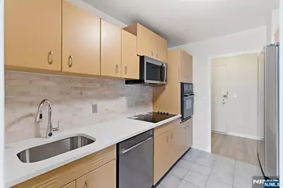 301 Beech Street 5F #5F, Hackensack, NJ 07601 - Photo 12
