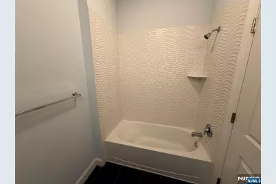 2001 Hudson Terrace 405 #405, Fort Lee, NJ 07024 - Photo 10