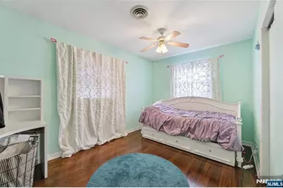 16 Homestead Road, Elmwood Park, NJ 07407 - Photo 12