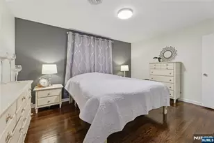 16 Homestead Rd, Elmwood Park, NJ 07407 - Photo 14