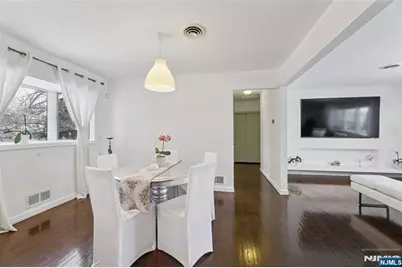 16 Homestead Road, Elmwood Park, NJ 07407 - Photo 10
