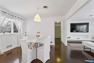 16 Homestead Rd, Elmwood Park, NJ 07407 - Photo 10