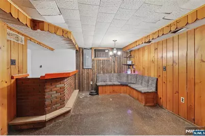 16 Homestead Road, Elmwood Park, NJ 07407 - Photo 24