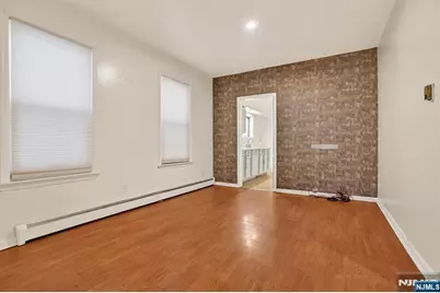 1110 Hampton Place, Elizabeth, NJ 07201 - Photo 8