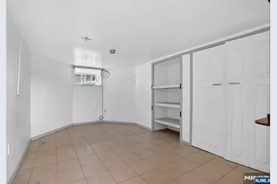 1110 Hampton Place, Elizabeth, NJ 07201 - Photo 10