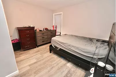 172-176 Delavan Avenue, Newark, NJ 07104 - Photo 12