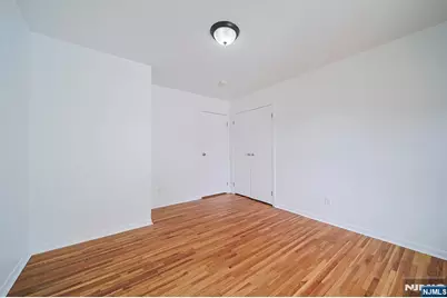 93 Myrtle Avenue 1 #1, Edgewater, NJ 07020 - Photo 20