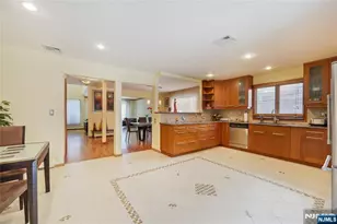 1496 15th St, Fort Lee, NJ 07024 - Photo 18