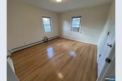 368 New York Avenue 2 #2, Lyndhurst Township, NJ 07071 - Photo 12