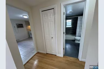 368 New York Avenue 2 #2, Lyndhurst Township, NJ 07071 - Photo 10