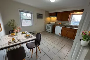 368 New York Ave 2, Lyndhurst Township, NJ 07071 - Photo 2