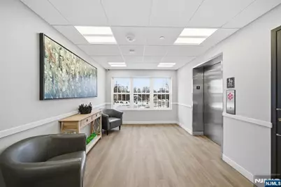 764 New Bridge Road 2L #2L, Teaneck Township, NJ 07666 - Photo 2