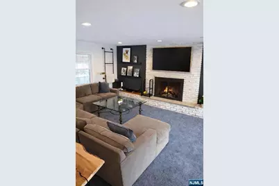 65 Edgewood Drive, Washington Township, NJ 07676 - Photo 24