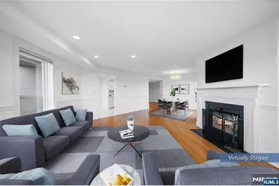 605 Hancock Court, Edgewater, NJ 07020 - Photo 8