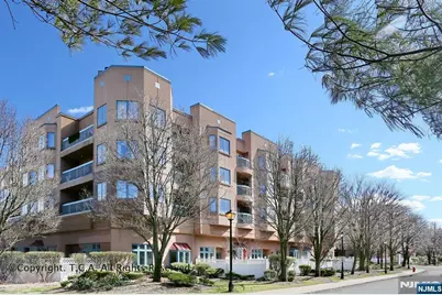 605 Hancock Court, Edgewater, NJ 07020 - Photo 36