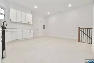 41 Arlington Ave, Jersey City, NJ 07305 - Photo 12